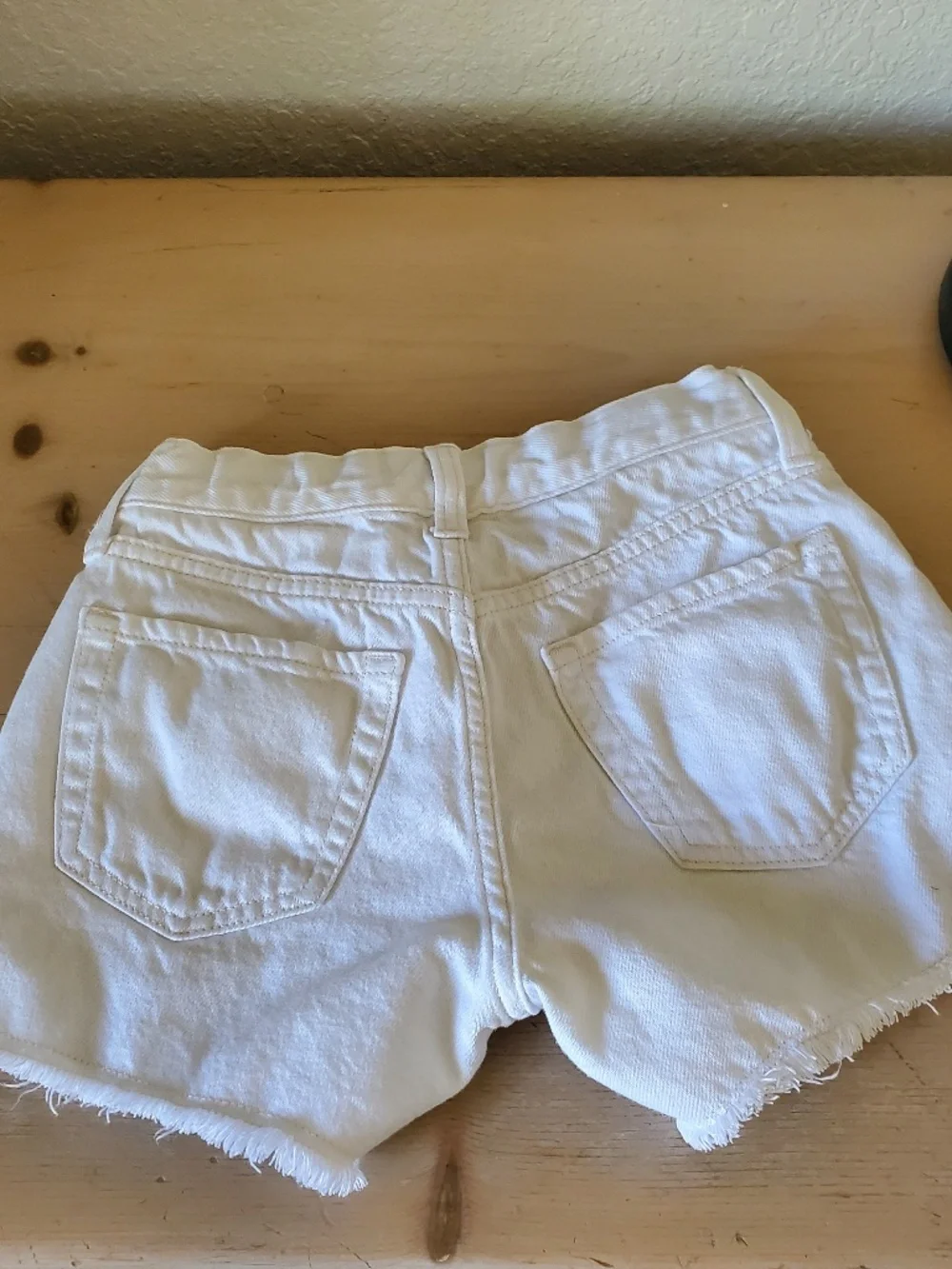 Gap White Low Stride Shorts Girls Size 10